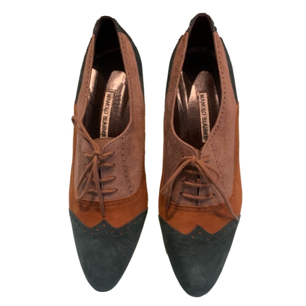 Manolo Blahnik Brown, Tan & Dark Green Suede Lace-Up Kitten Heel Oxfords - Picture 3 of 8